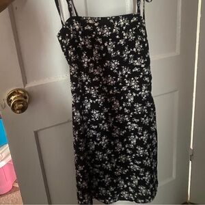 shein size small black floral print flow dress, never worn